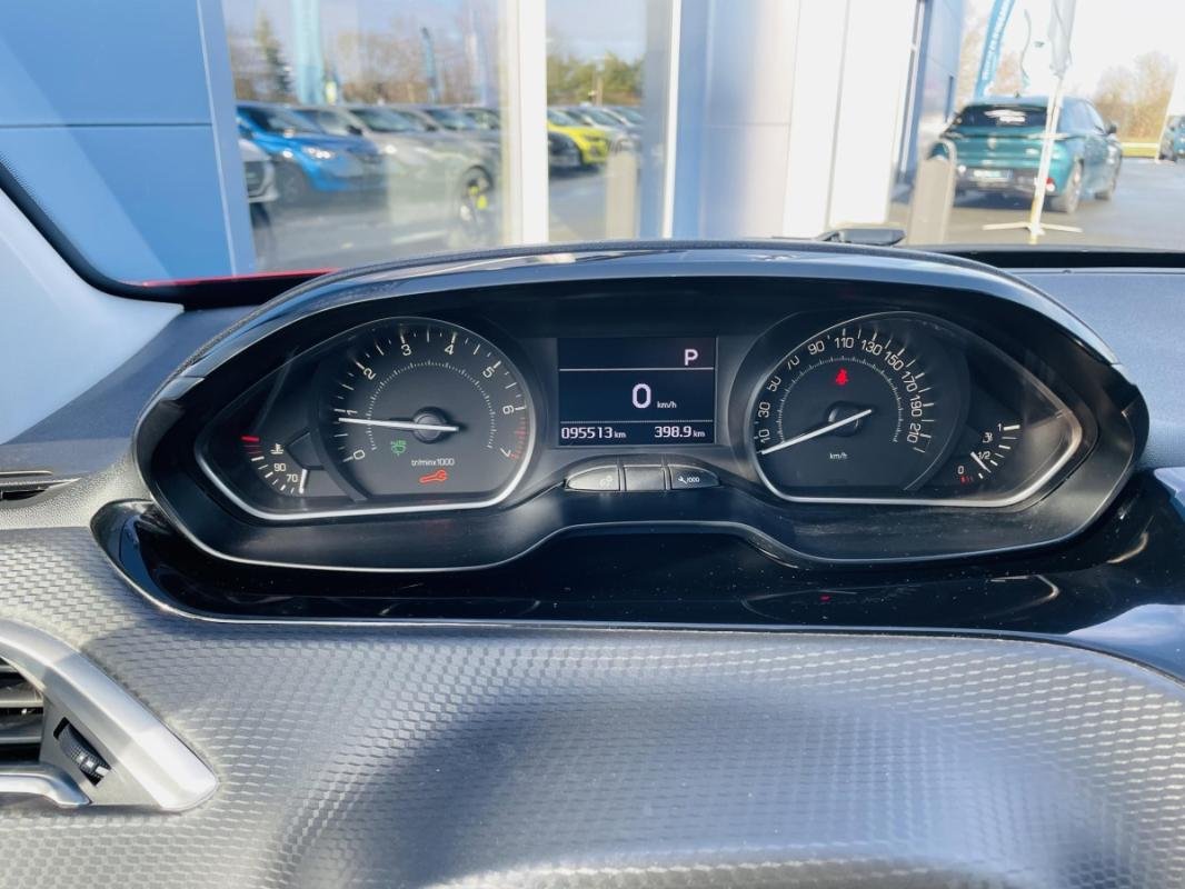 Peugeot 208 - Photo 31