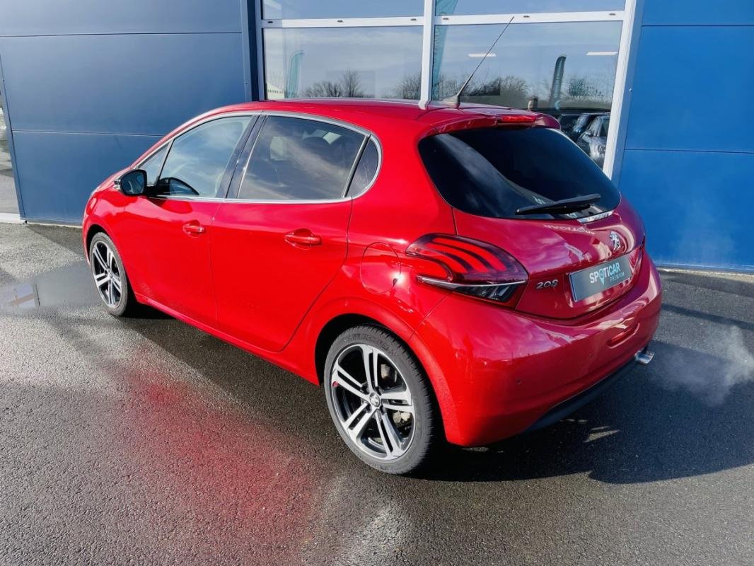 Peugeot 208 - Photo 5
