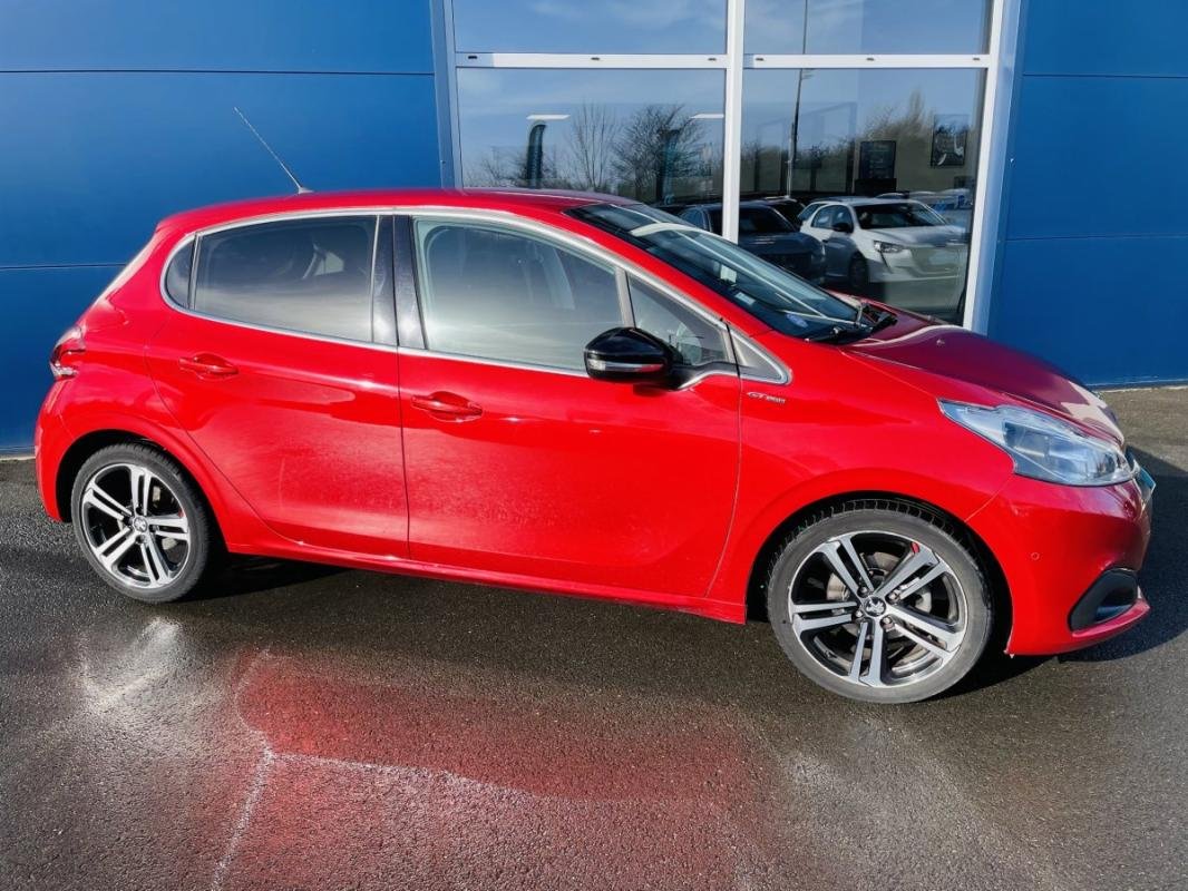 Peugeot 208 - Photo 9