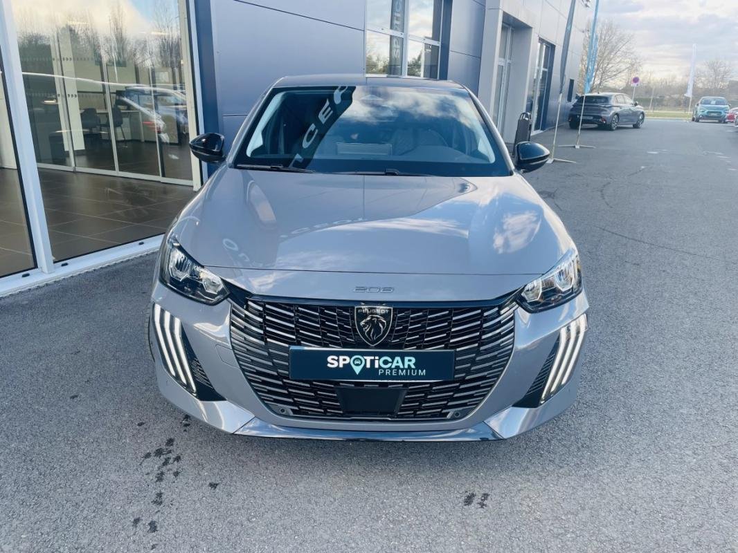Peugeot 208 - Photo 2