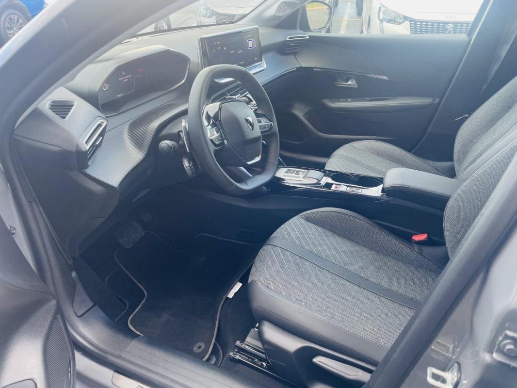 Peugeot 208 - Photo 22