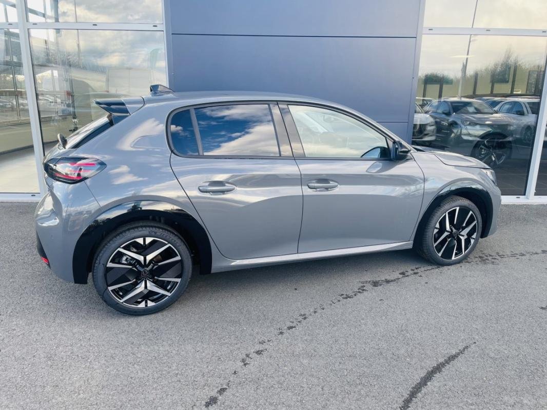 Peugeot 208 - Photo 6