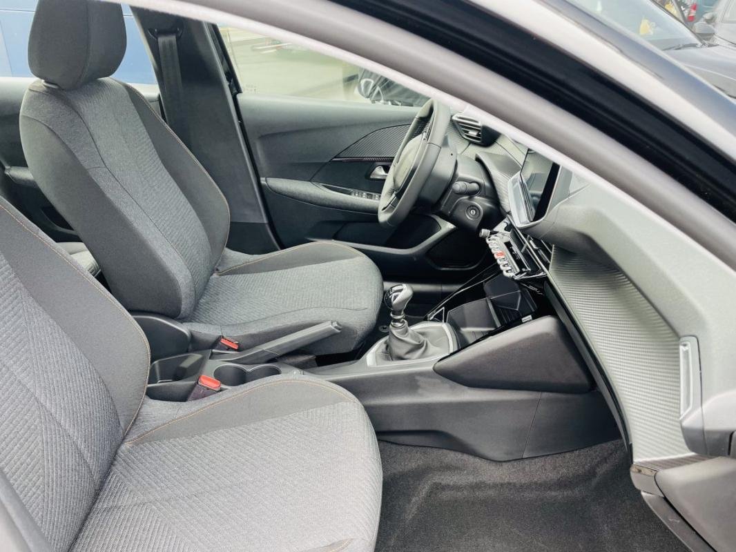 Peugeot 208 - Photo 18