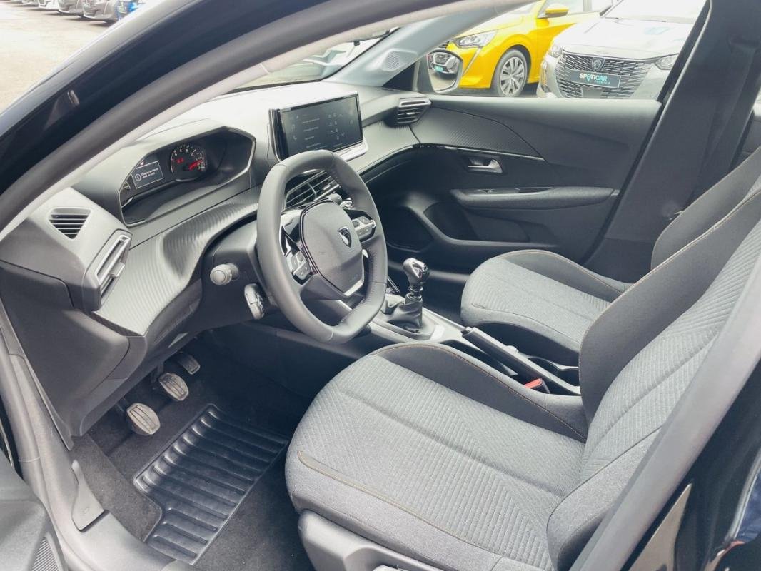 Peugeot 208 - Photo 19