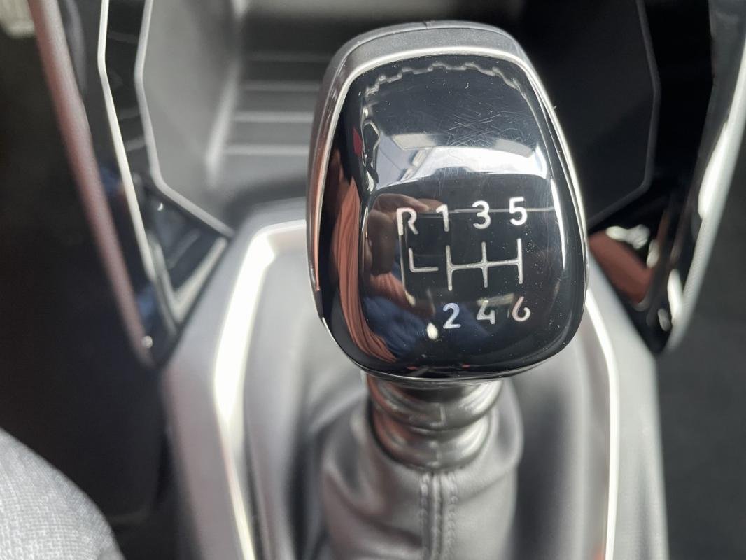 Peugeot 208 - Photo 25