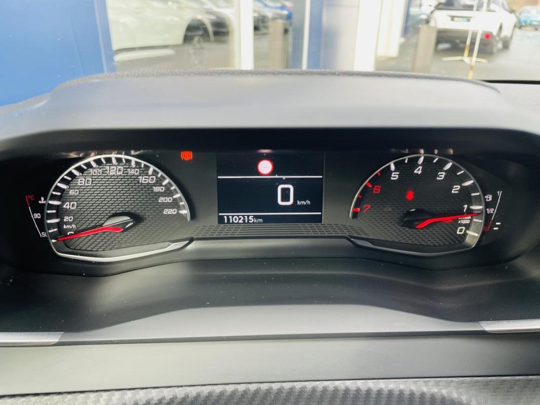 Peugeot 208 - Photo 27
