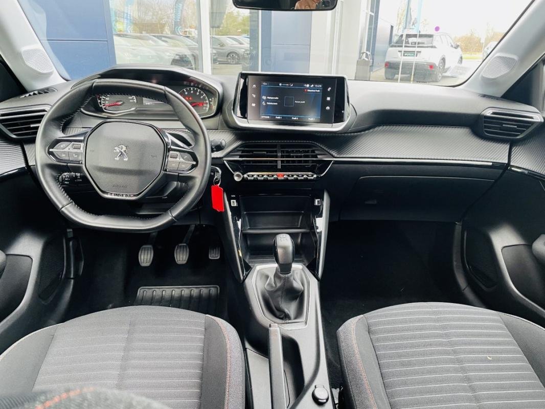 Peugeot 208 - Photo 15