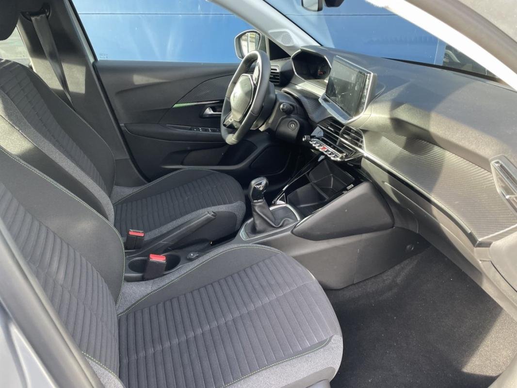 Peugeot 208 - Photo 13