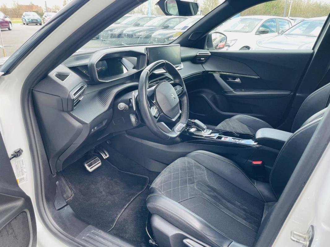 Peugeot 2008 - Photo 8