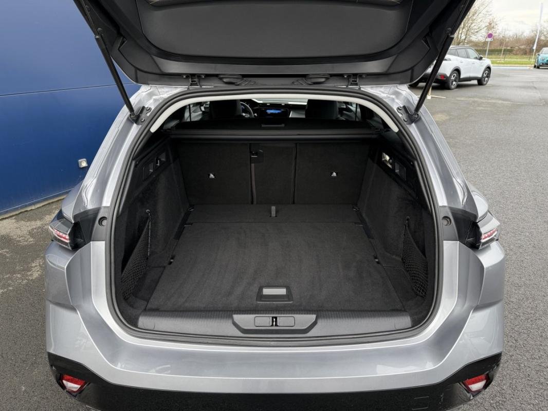 Peugeot 308 SW - Photo 7