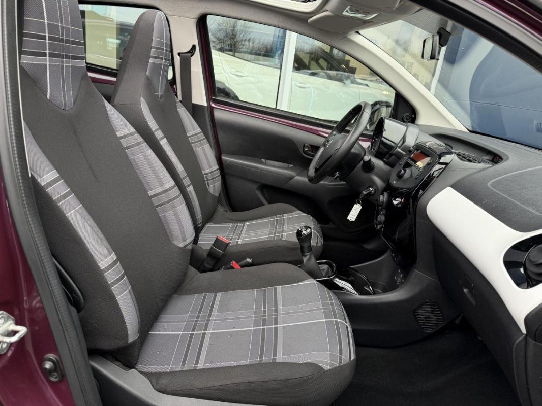 Peugeot 108 - Photo 17