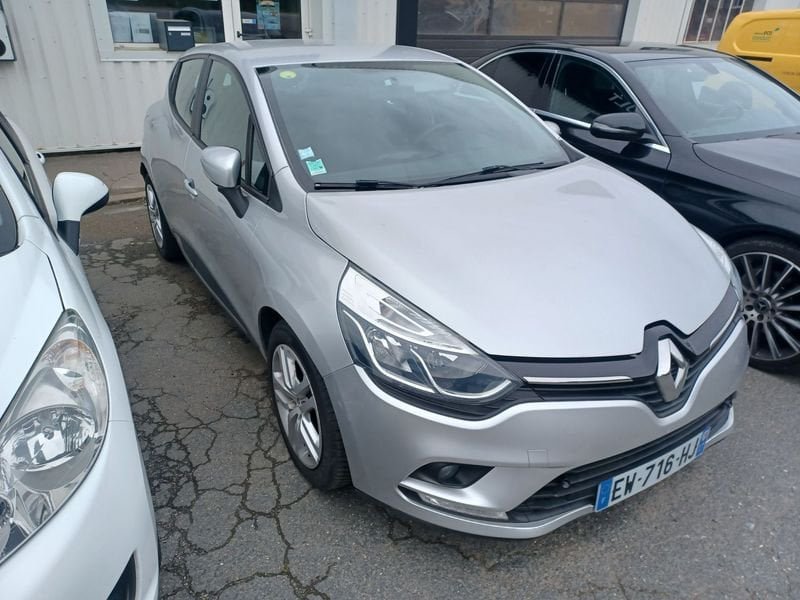 Renault Clio - Photo 2