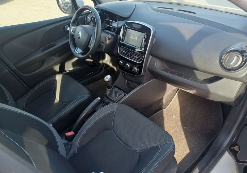 Renault Clio - Photo 4