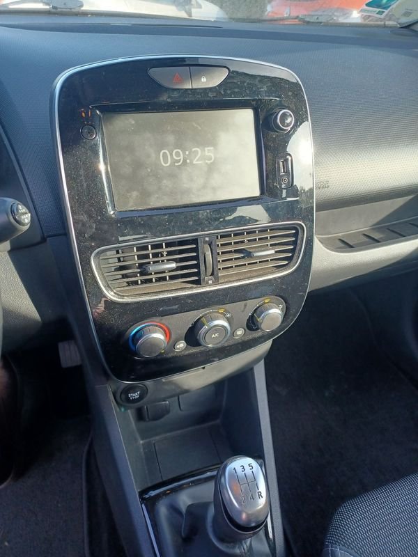 Renault Clio - Photo 8