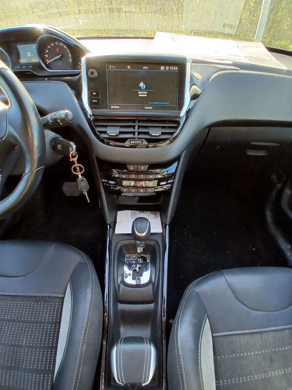 Peugeot 2008 - Photo 3