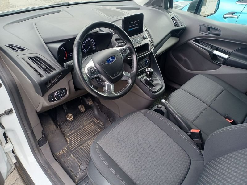 Ford Tourneo Connect - Photo 6