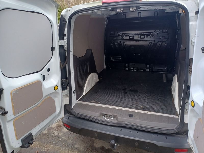 Ford Tourneo Connect - Photo 10