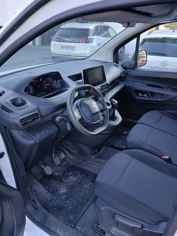 Peugeot Partner - Photo 10