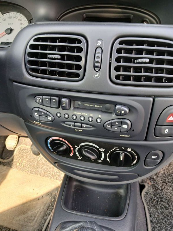 Renault Mégane - Photo 11