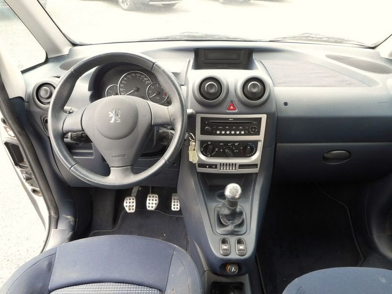 Peugeot 1007 - Photo 13