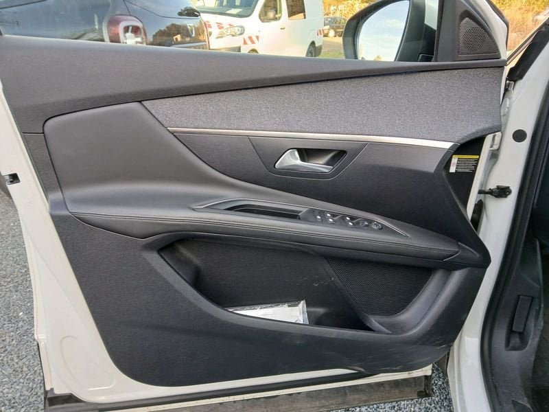 Peugeot 3008 - Photo 17