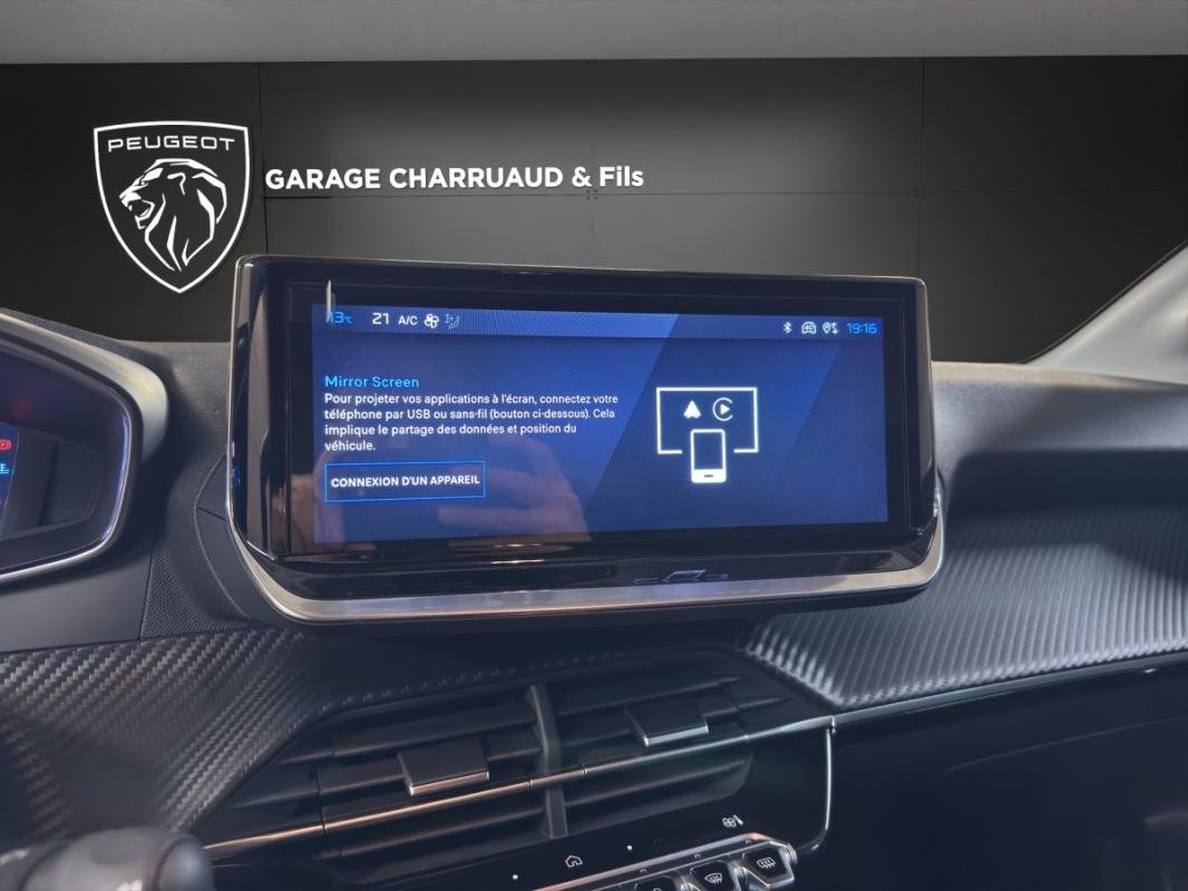 Peugeot 208 - Photo 11