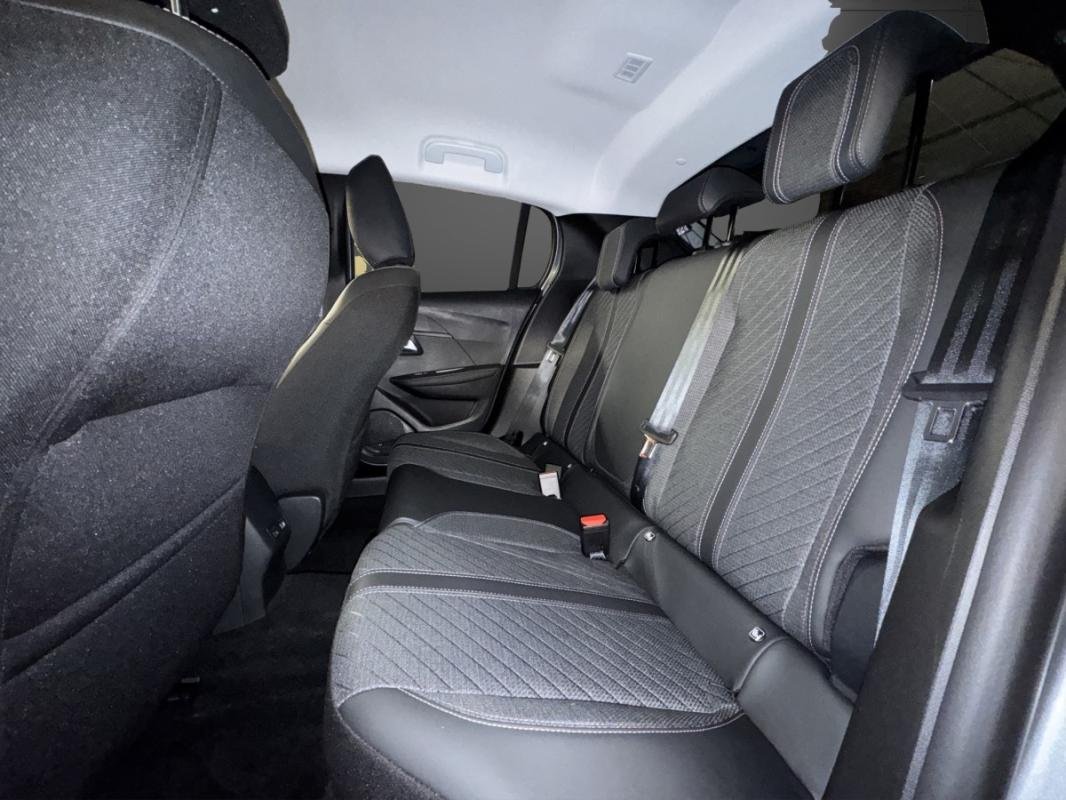 Peugeot 208 - Photo 16