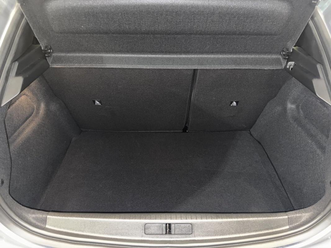 Peugeot 208 - Photo 20
