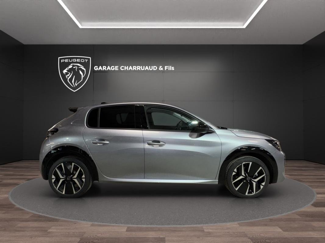 Peugeot 208 - Photo 2