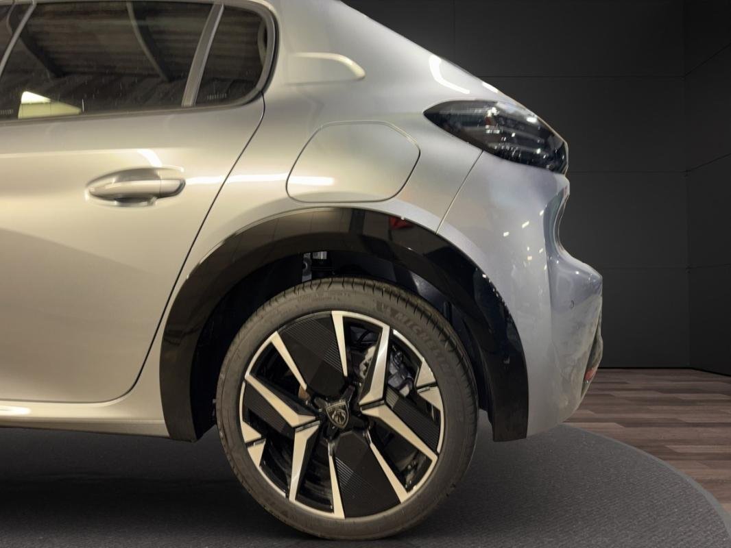 Peugeot 208 - Photo 24