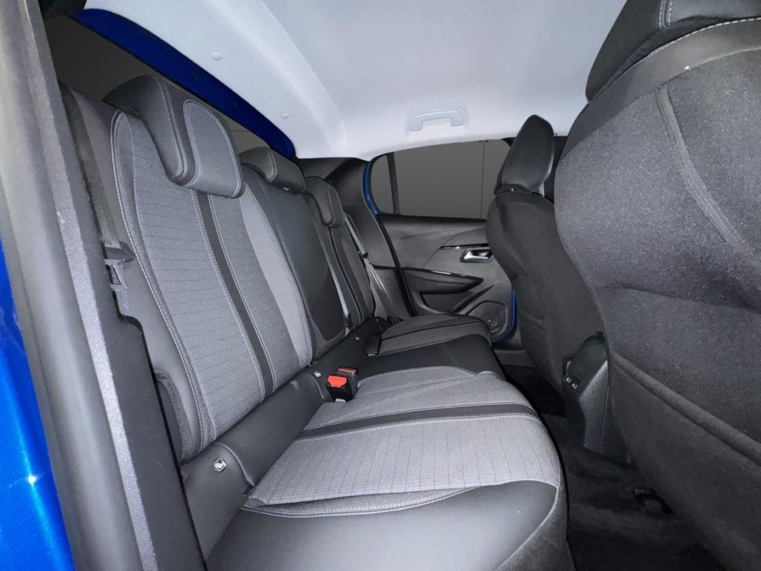 Peugeot E-208 - Photo 19