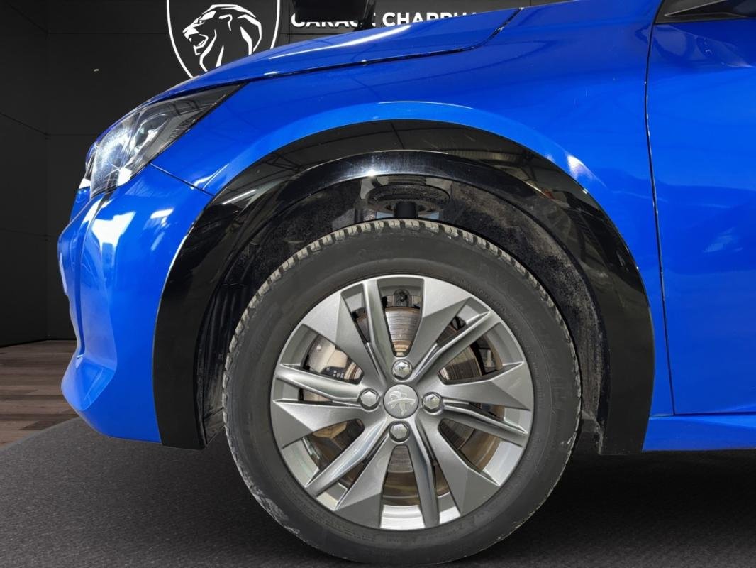 Peugeot E-208 - Photo 22