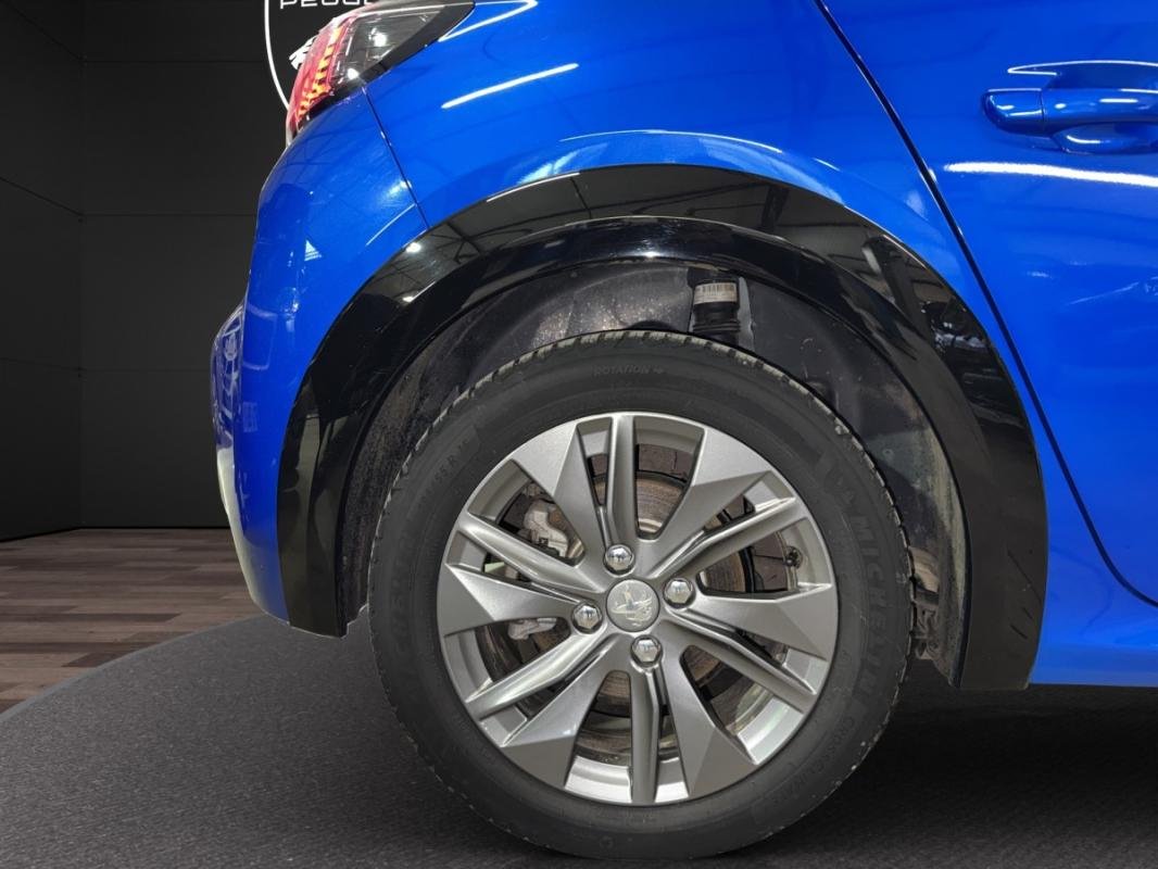 Peugeot E-208 - Photo 25