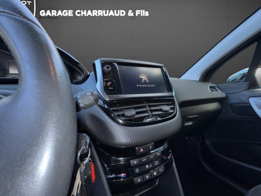 Peugeot 2008 - Photo 14