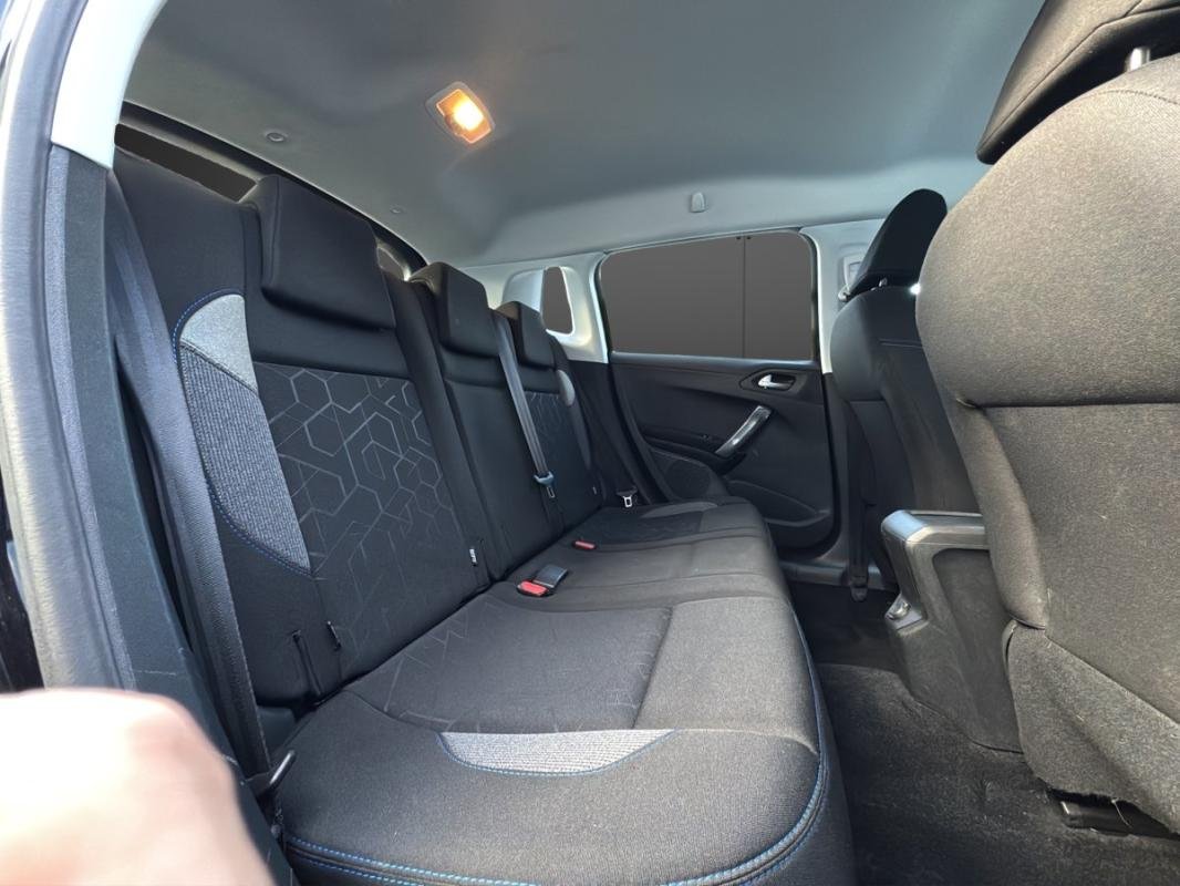 Peugeot 2008 - Photo 19
