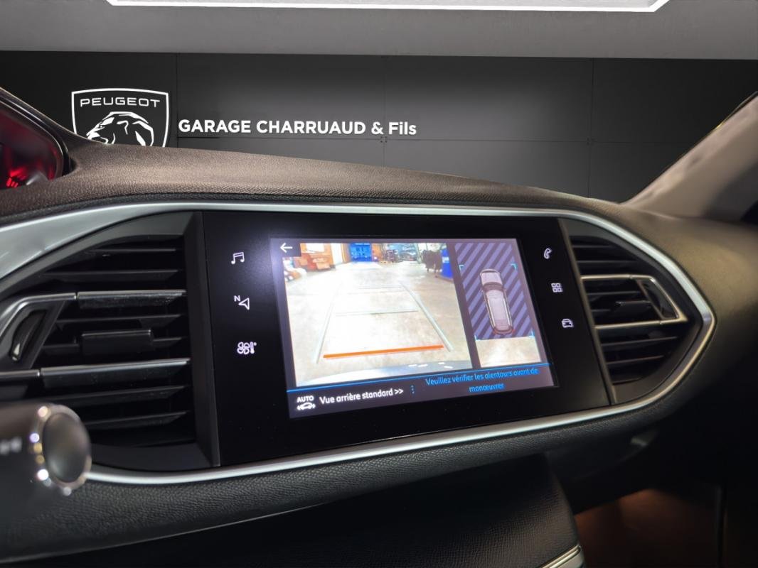 Peugeot 308 SW - Photo 13