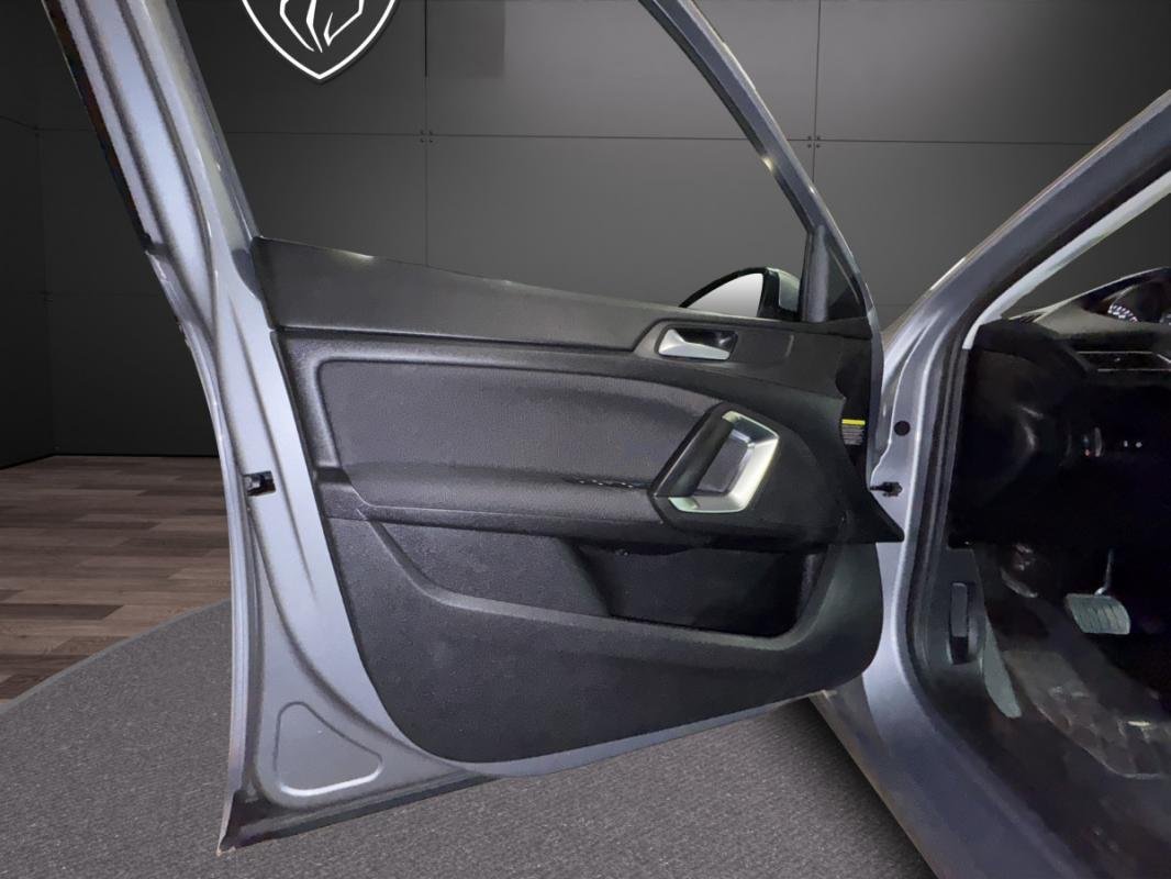 Peugeot 308 SW - Photo 15