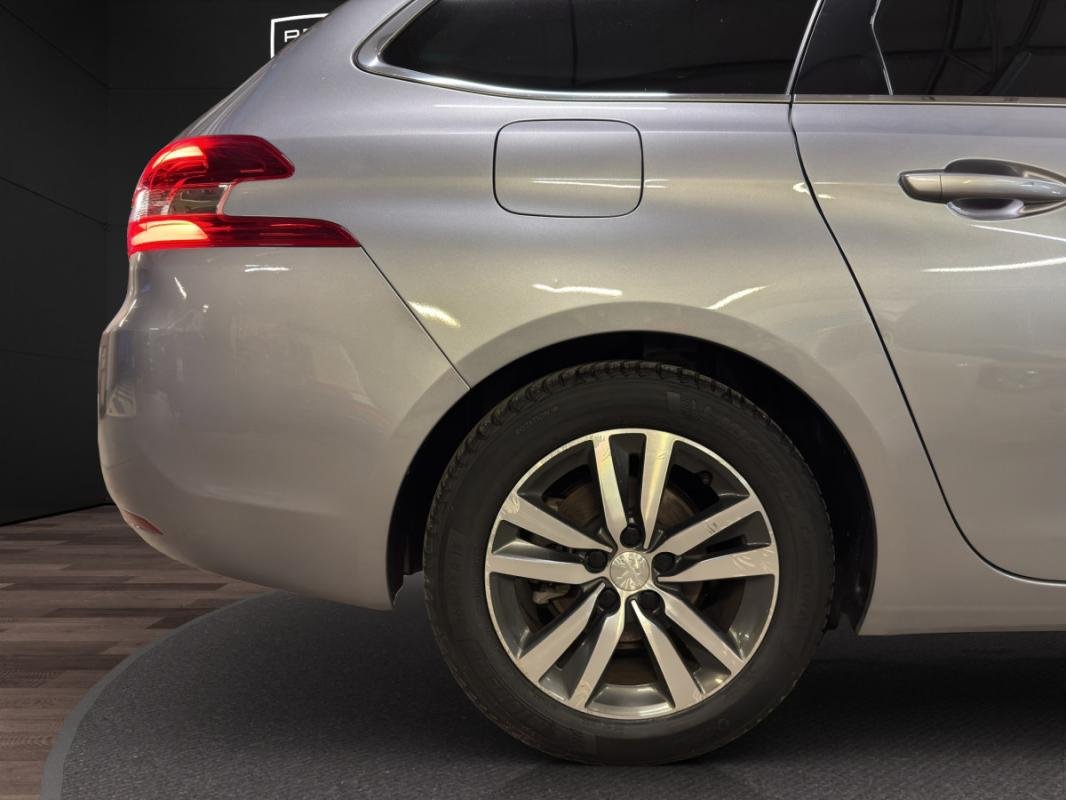 Peugeot 308 SW - Photo 25