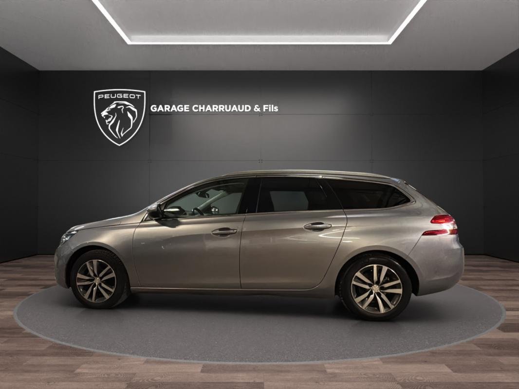 Peugeot 308 SW - Photo 6