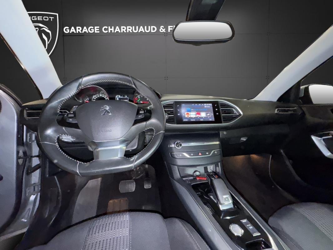 Peugeot 308 SW - Photo 10