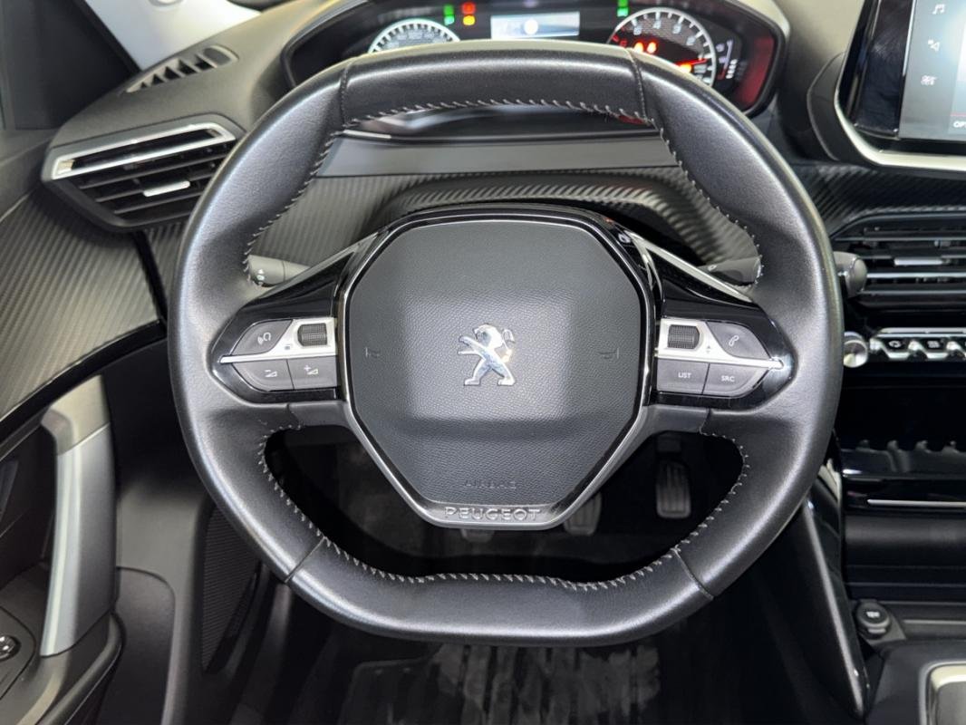 Peugeot 2008 - Photo 12