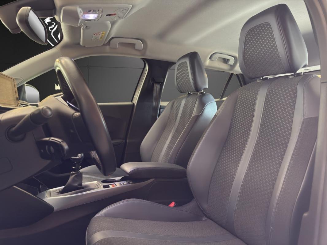 Peugeot 2008 - Photo 10