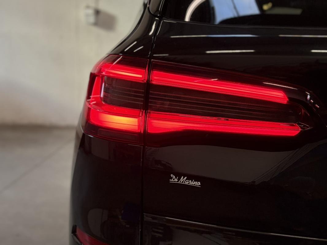 BMW X5 - Photo 16
