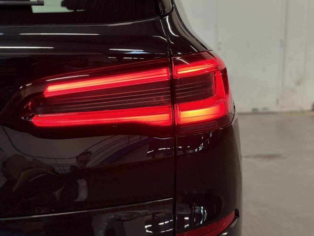 BMW X5 - Photo 17