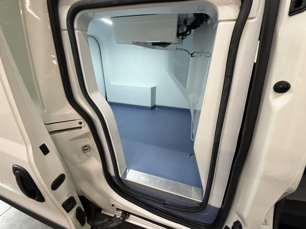 Fiat Doblo Cargo - Photo 32