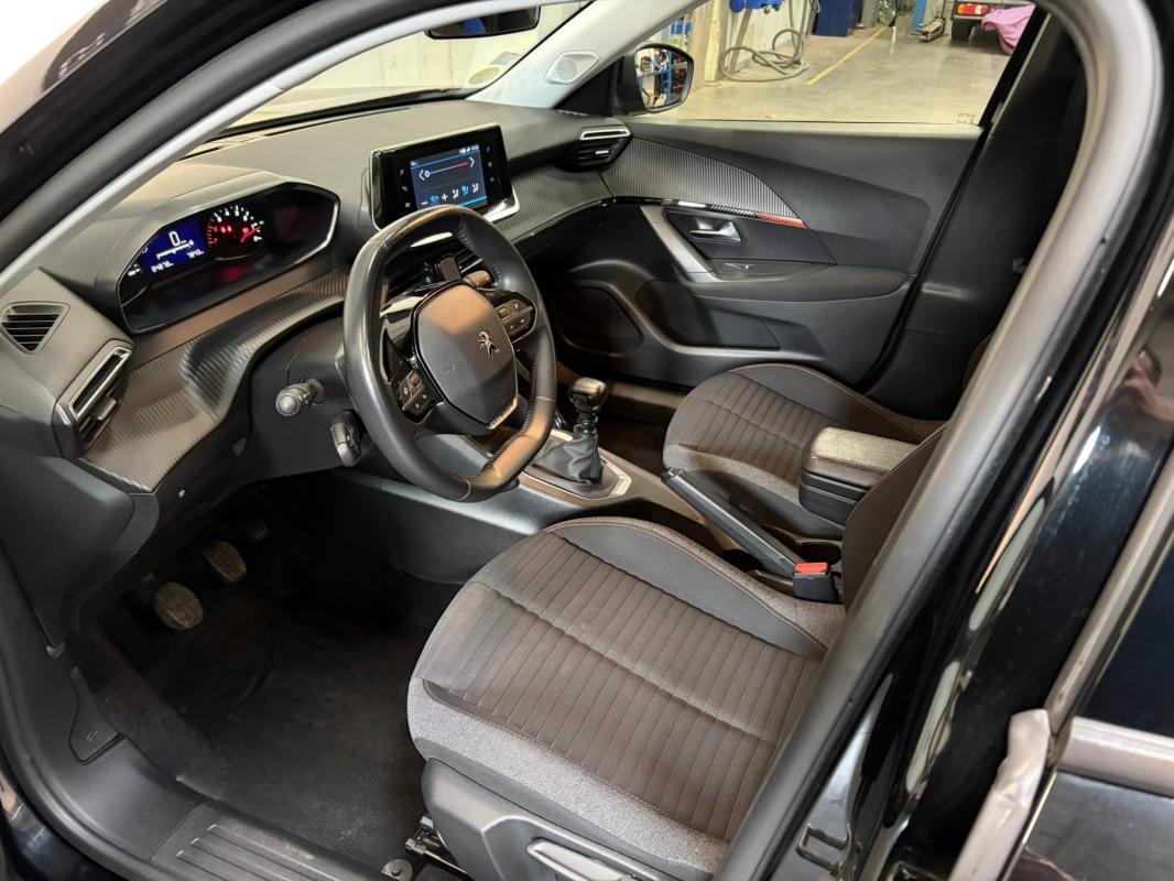 Peugeot 2008 - Photo 18