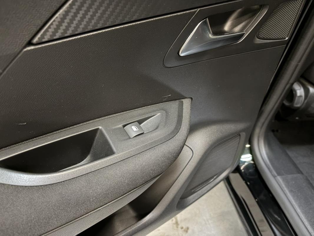 Peugeot 2008 - Photo 21