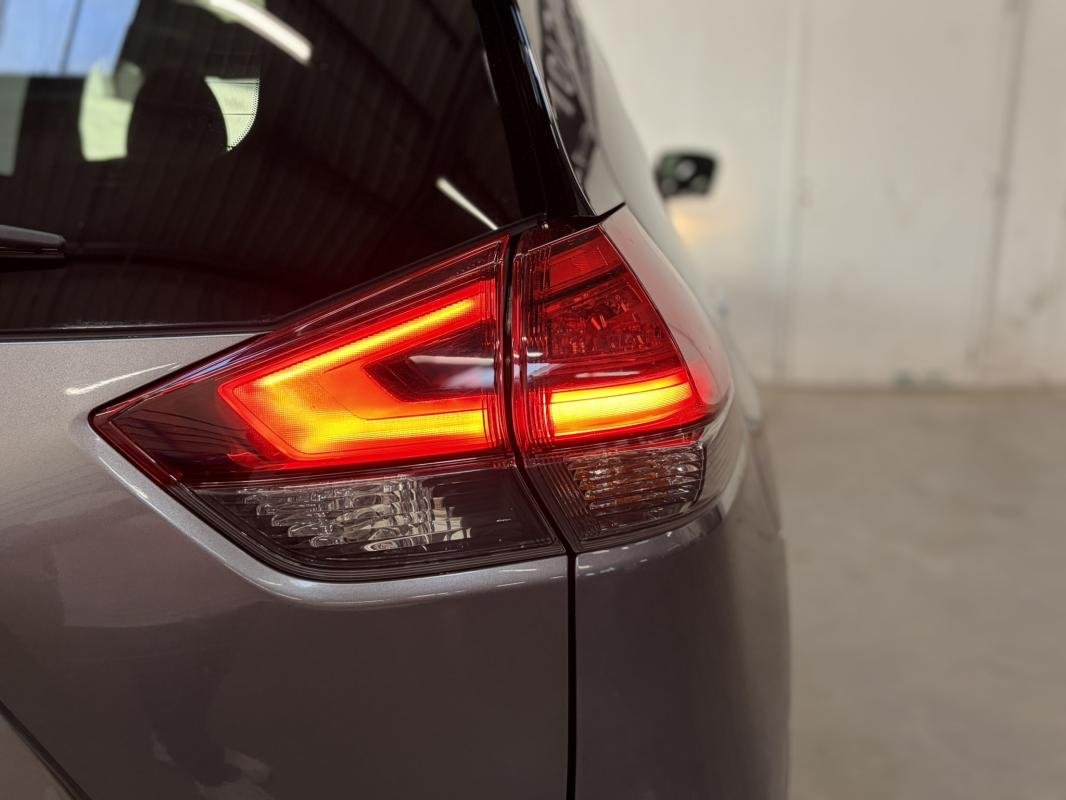 Nissan X-Trail - Photo 11