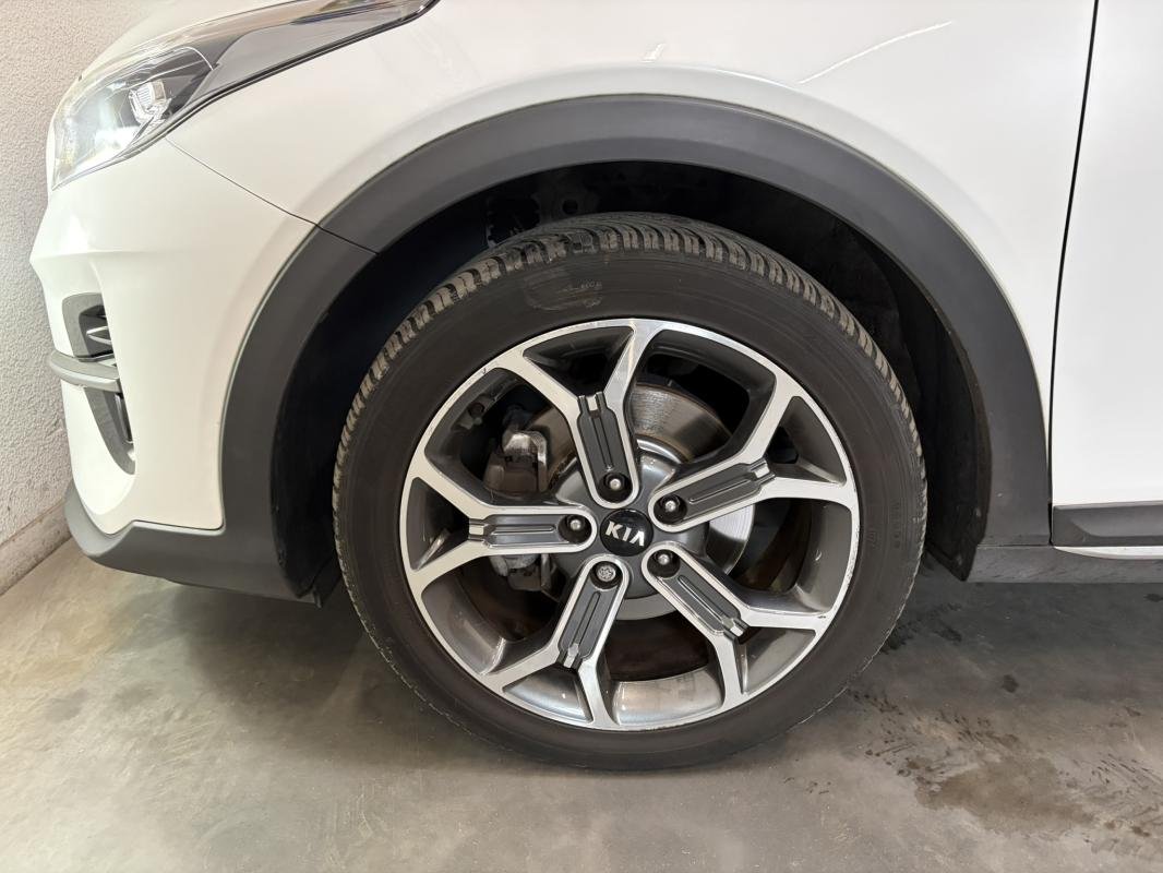 Kia Xceed - Photo 11