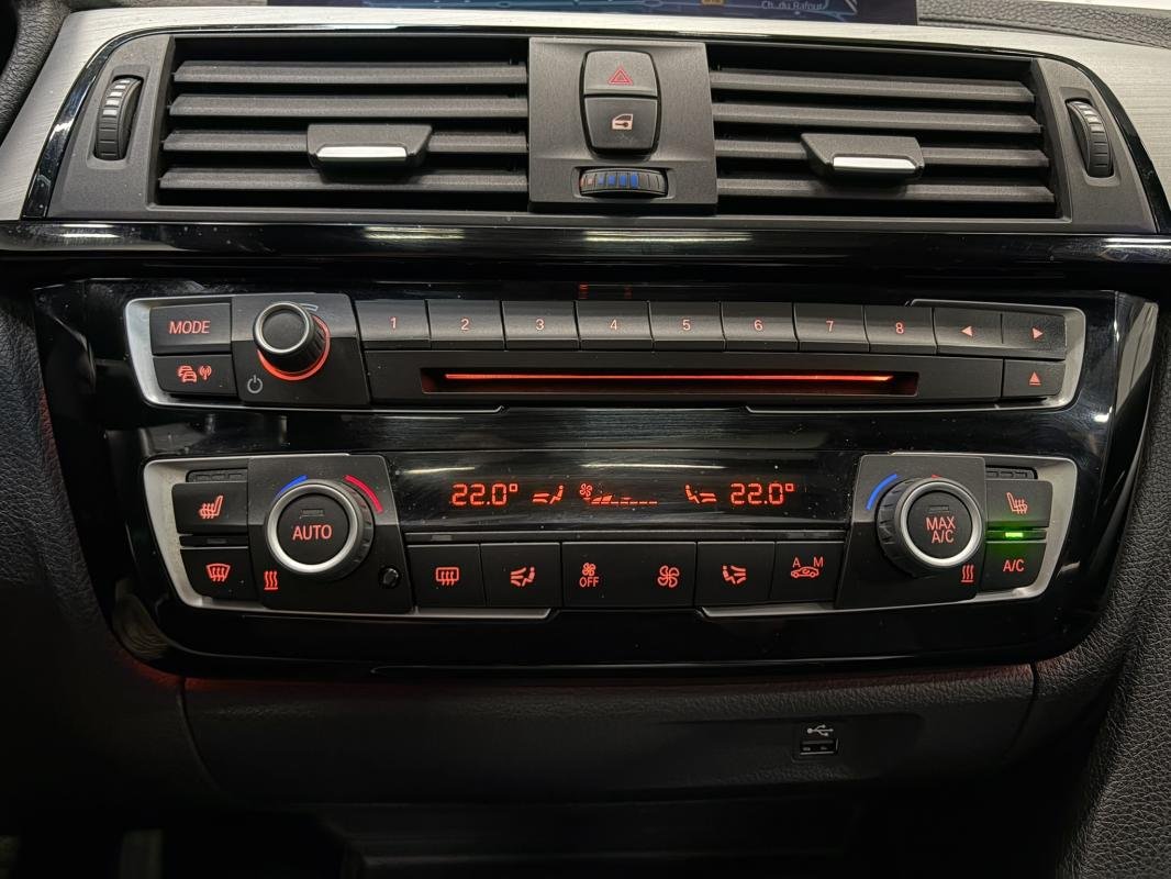 BMW 320d Touring - Photo 28